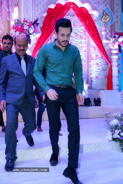 Top Celebrities at Syed Javed Ali Wedding Reception 02 - 33 / 60 photos