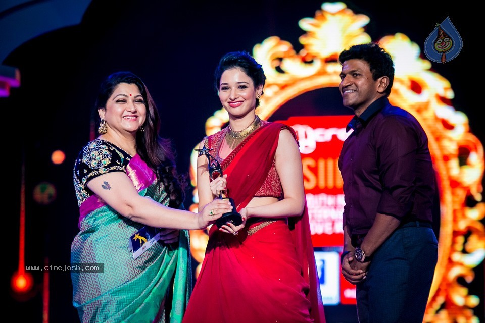 Top Celebs at SIIMA Awards 2014 - 5 / 150 photos