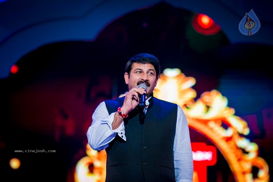 Top Celebs at SIIMA Awards 2014 - 55 / 150 photos
