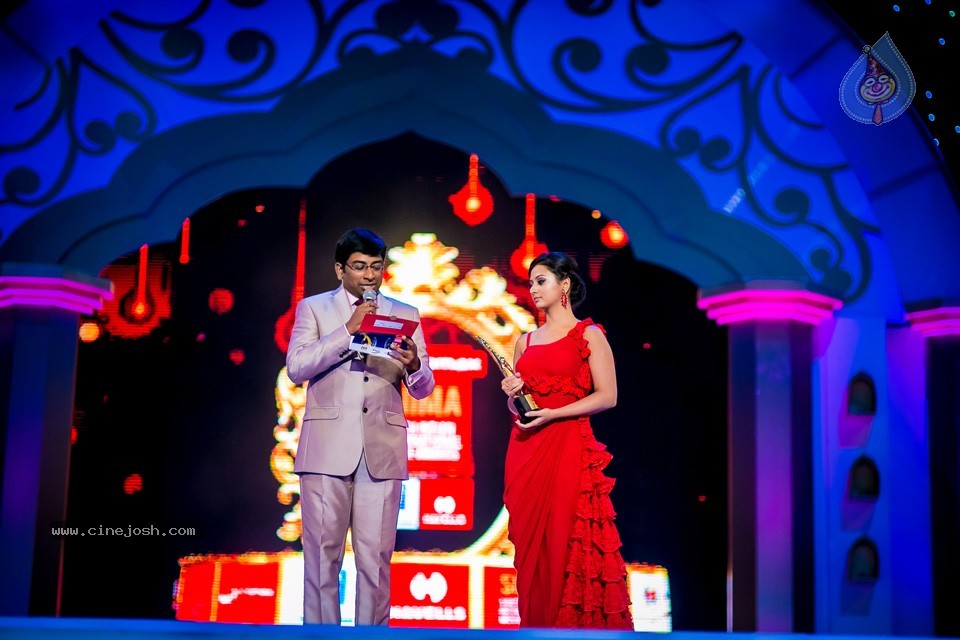 Top Celebs at SIIMA Awards 2014 - 58 / 150 photos