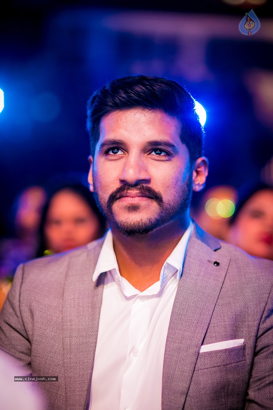 Top Celebs at SIIMA Awards 2014 - 141 / 150 photos