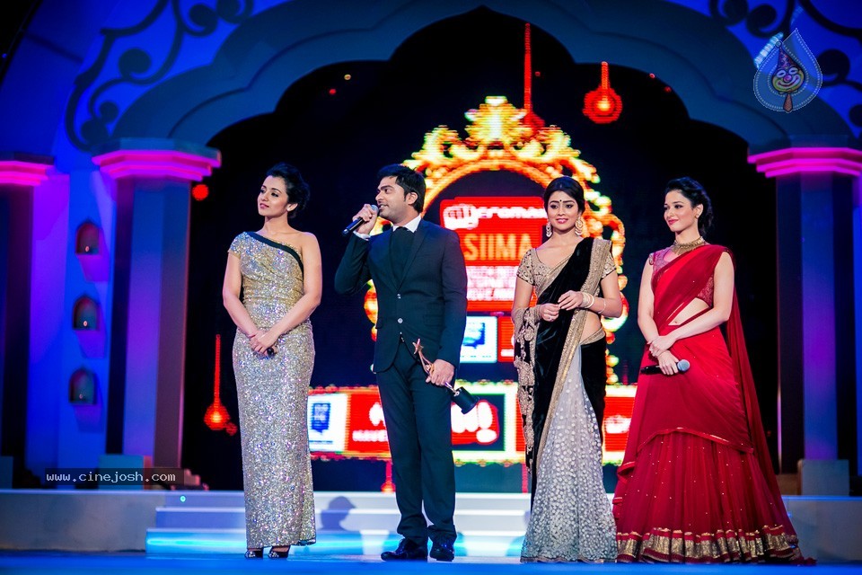 Top Celebs at SIIMA Awards 2014 - 147 / 150 photos