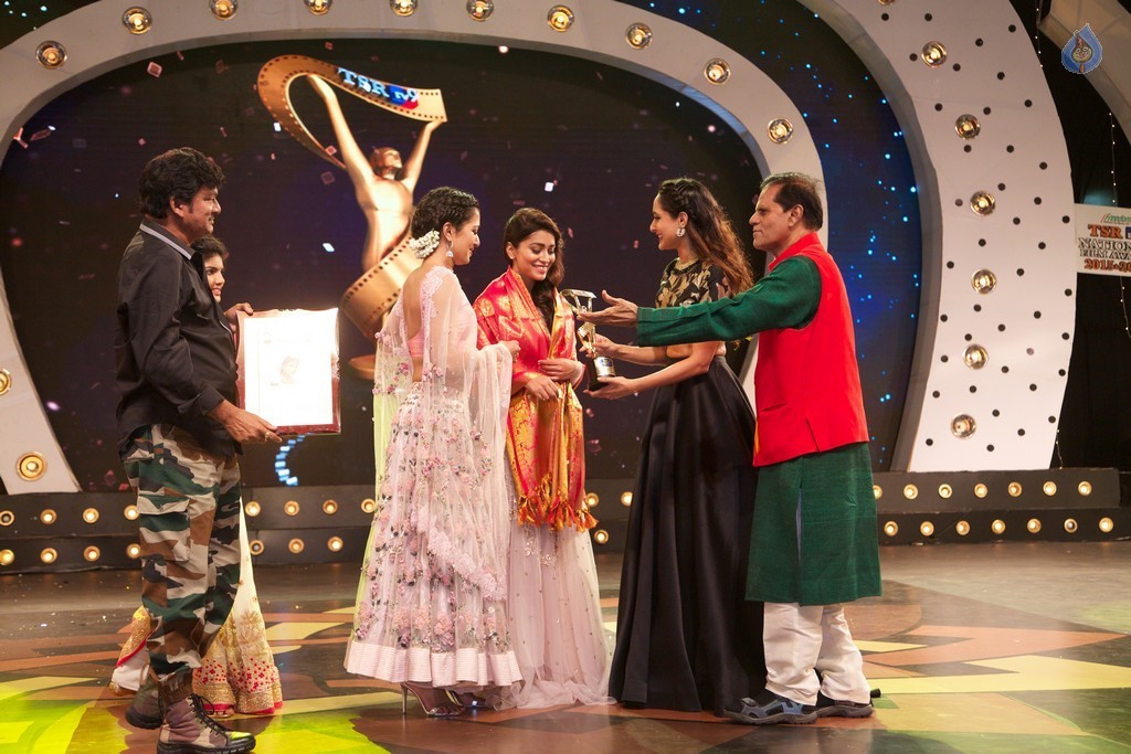 TSR - TV9 National Film Awards - 23 / 50 photos