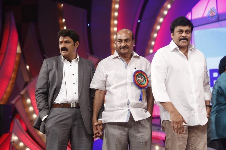 TSR - TV9 National Film Awards Photos 2 - 61 / 92 photos