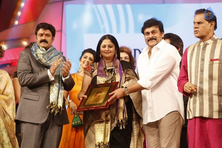 TSR - TV9 National Film Awards Photos 3 - 100 / 441 photos