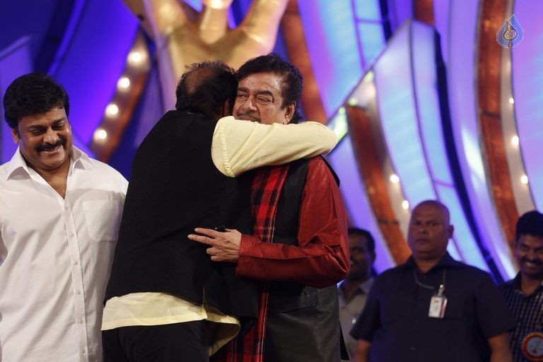 TSR - TV9 National Film Awards Photos 3 - 136 / 441 photos
