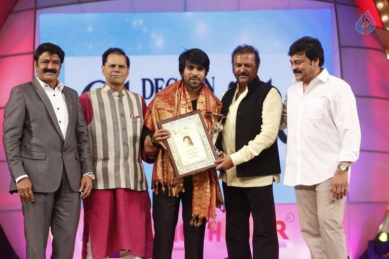 TSR - TV9 National Film Awards Photos 3 - 150 / 441 photos