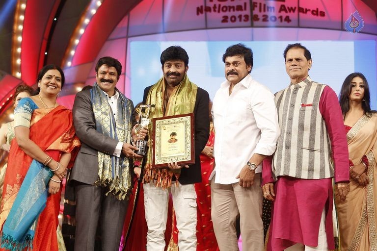 TSR - TV9 National Film Awards Photos 3 - 154 / 441 photos