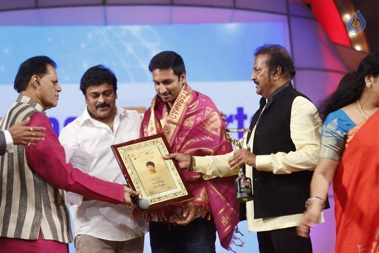 TSR - TV9 National Film Awards Photos 3 - 163 / 441 photos
