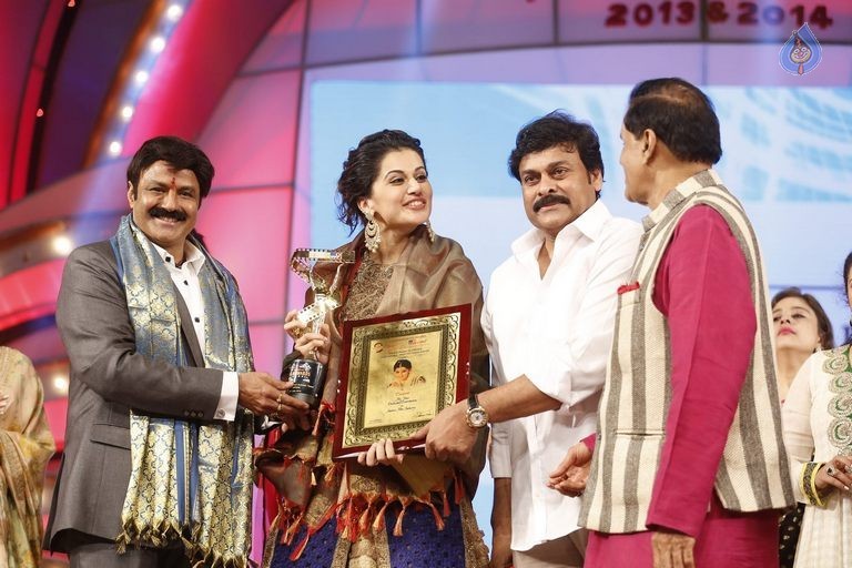 TSR - TV9 National Film Awards Photos 3 - 179 / 441 photos