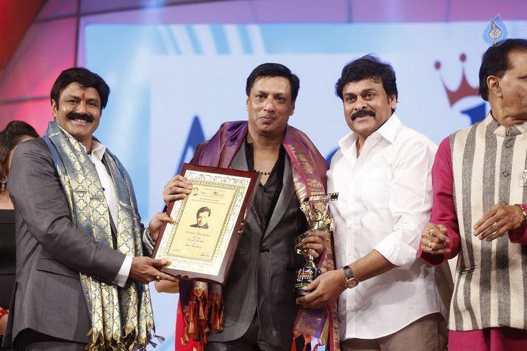 TSR - TV9 National Film Awards Photos 3 - 192 / 441 photos