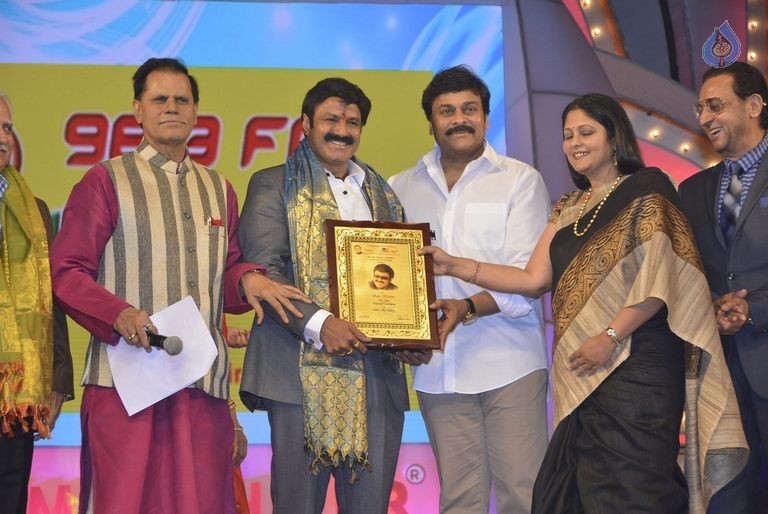 TSR - TV9 National Film Awards Photos 3 - 237 / 441 photos