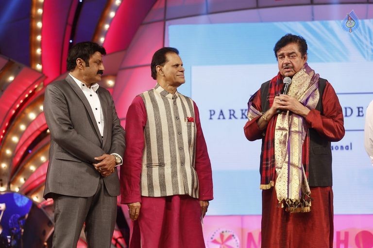 TSR - TV9 National Film Awards Photos 3 - 314 / 441 photos