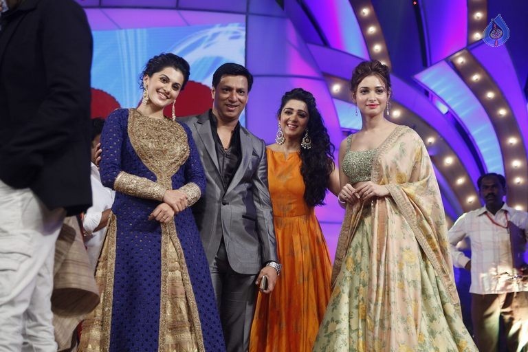 TSR - TV9 National Film Awards Photos 3 - 315 / 441 photos