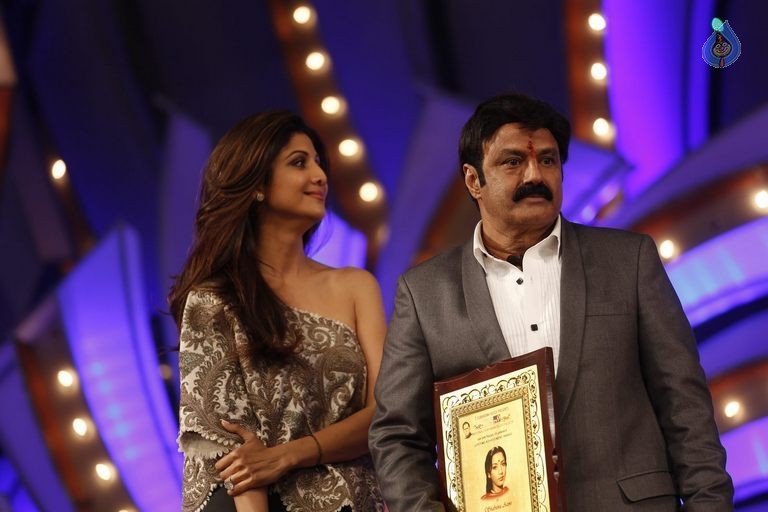 TSR - TV9 National Film Awards Photos 3 - 374 / 441 photos
