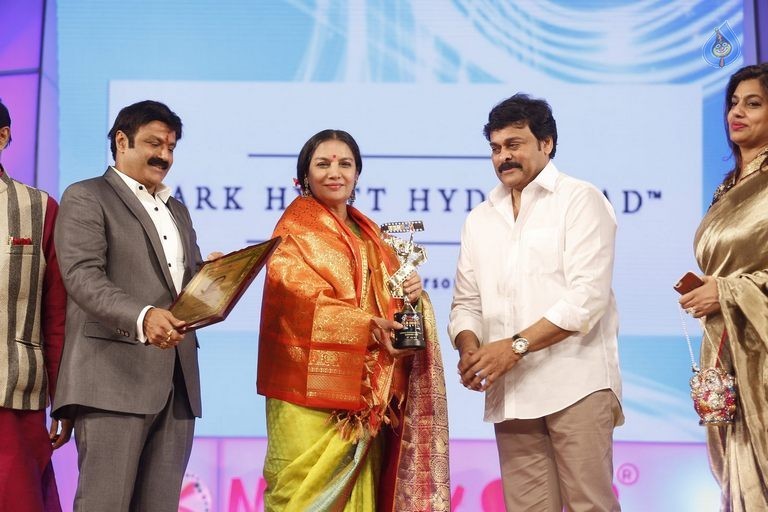 TSR - TV9 National Film Awards Photos 3 - 400 / 441 photos