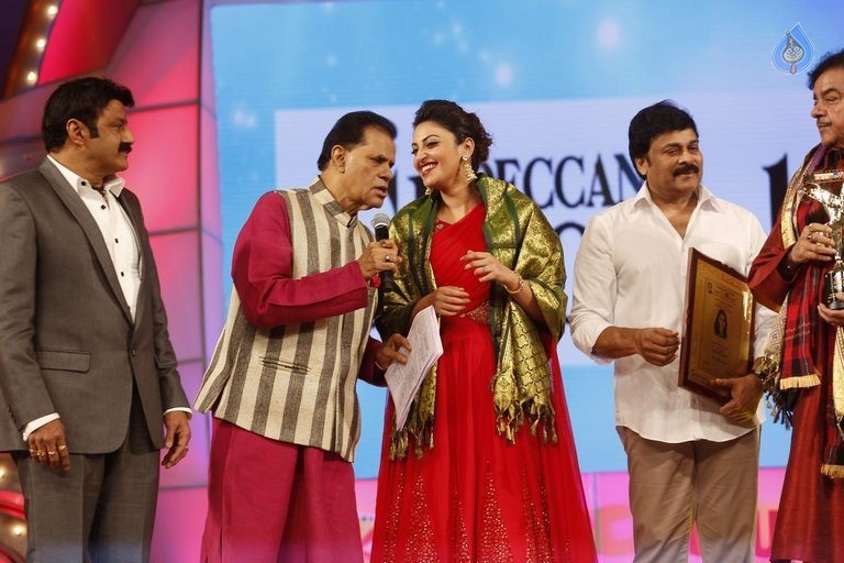 TSR - TV9 National Film Awards Photos 3 - 412 / 441 photos