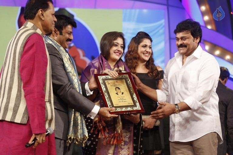 TSR - TV9 National Film Awards Photos 3 - 432 / 441 photos