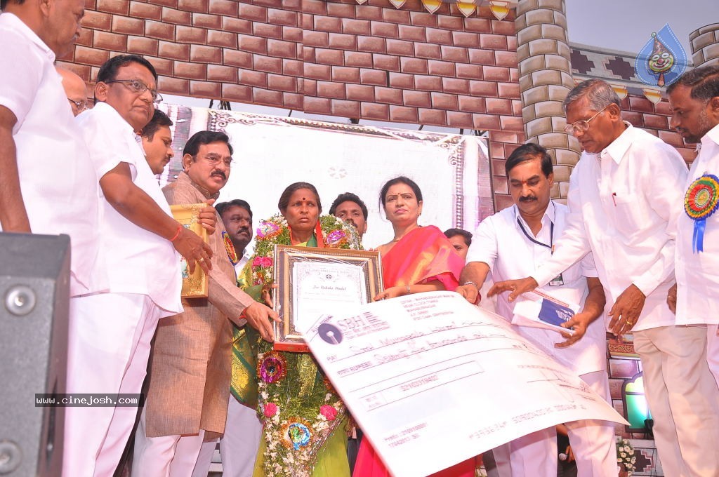 TV Nandi Awards 2011 - 24 / 326 photos