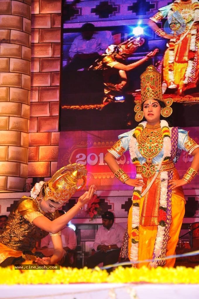 TV Nandi Awards 2011 - 62 / 326 photos