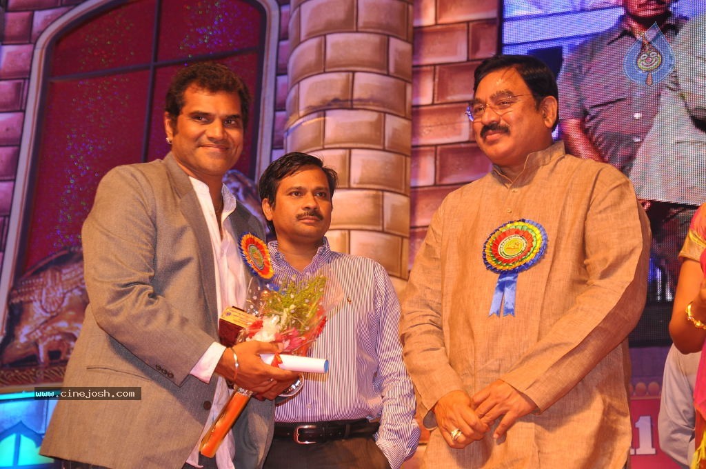 TV Nandi Awards 2011 - 152 / 326 photos