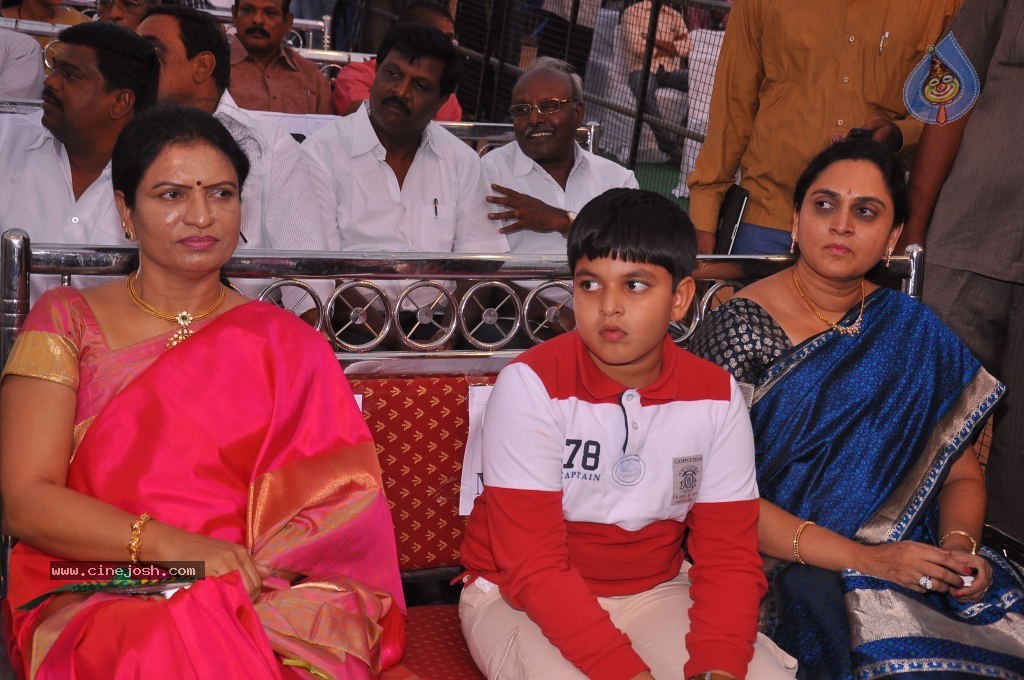 TV Nandi Awards 2011 - 159 / 326 photos