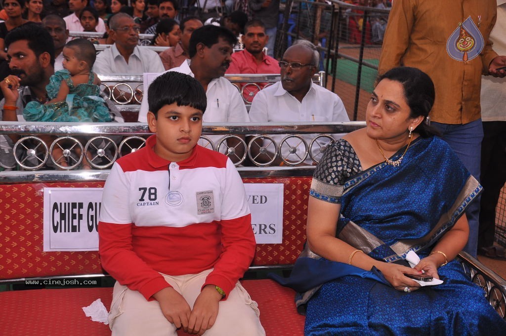 TV Nandi Awards 2011 - 193 / 326 photos