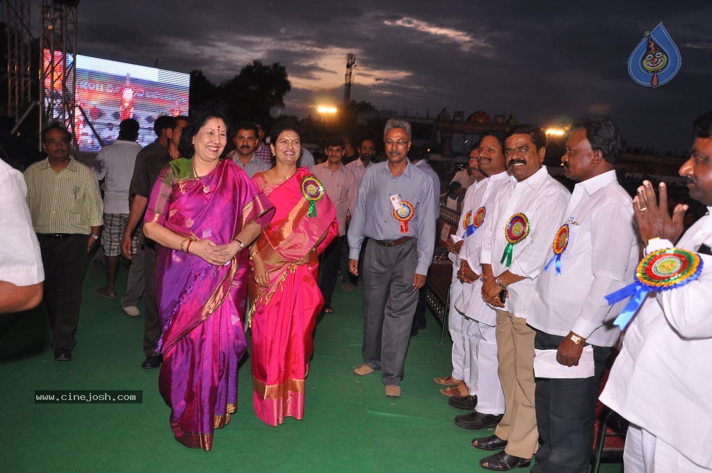 TV Nandi Awards 2011 - 211 / 326 photos
