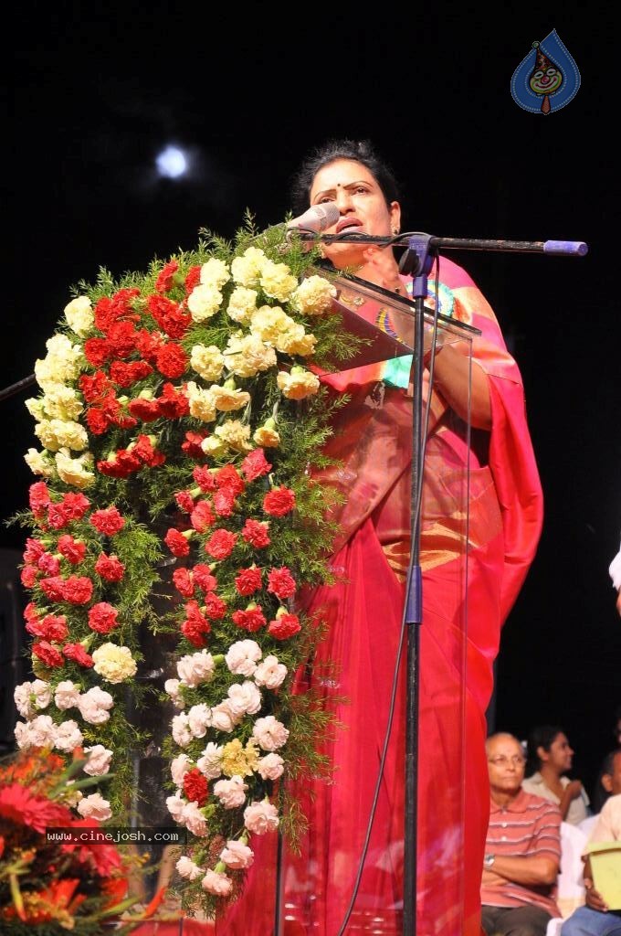 TV Nandi Awards 2011 - 253 / 326 photos