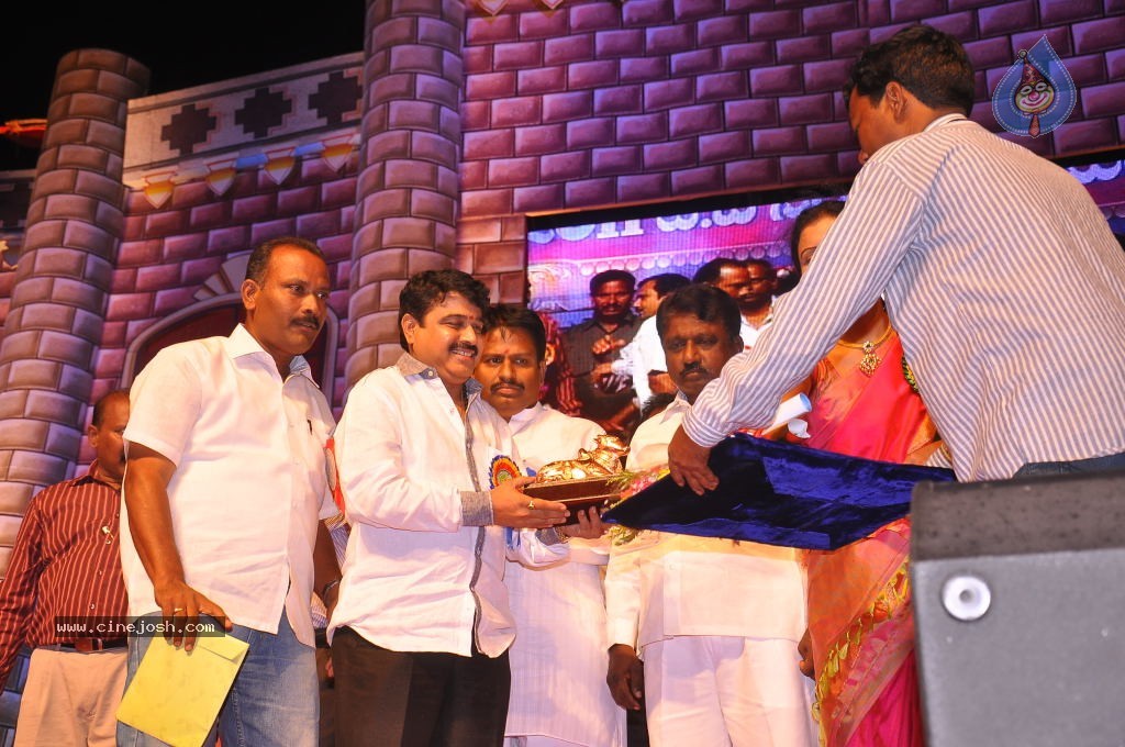 TV Nandi Awards 2011 - 270 / 326 photos