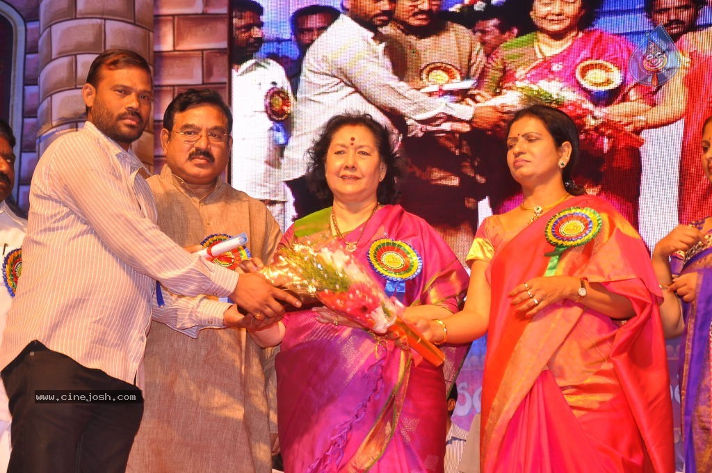 TV Nandi Awards 2011 - 307 / 326 photos