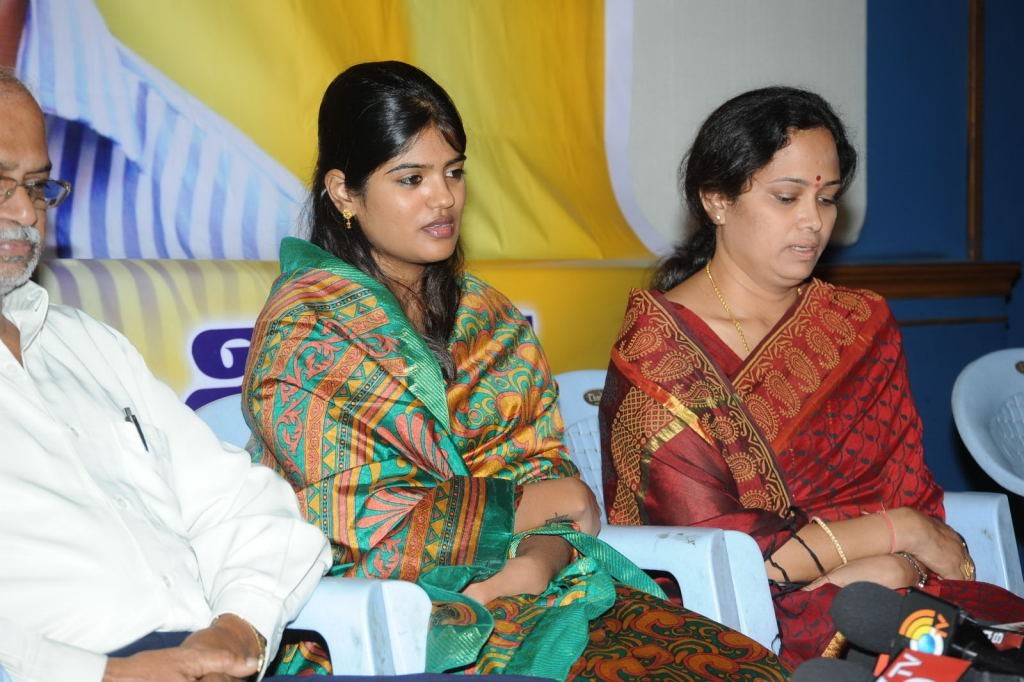 Uday Kiran Condolences Meet - 7 / 66 photos