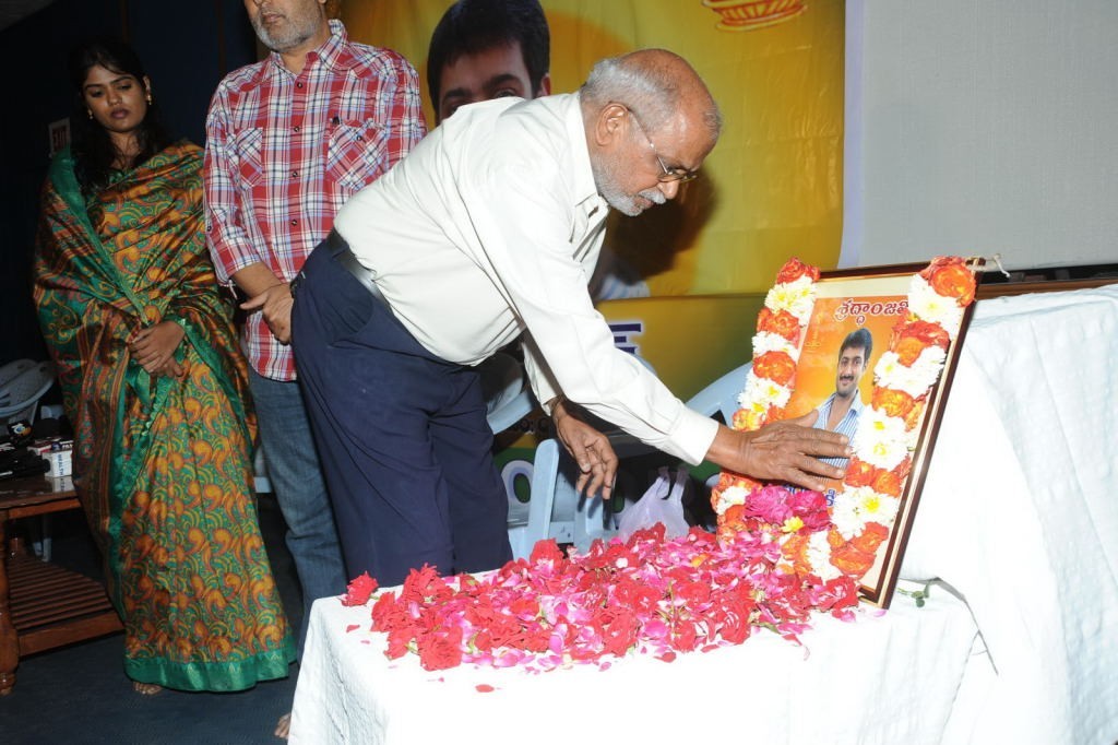 Uday Kiran Condolences Meet - 26 / 66 photos