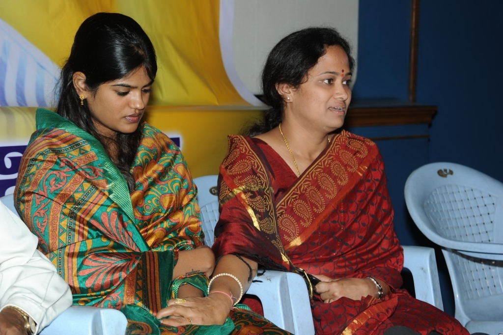 Uday Kiran Condolences Meet - 28 / 66 photos