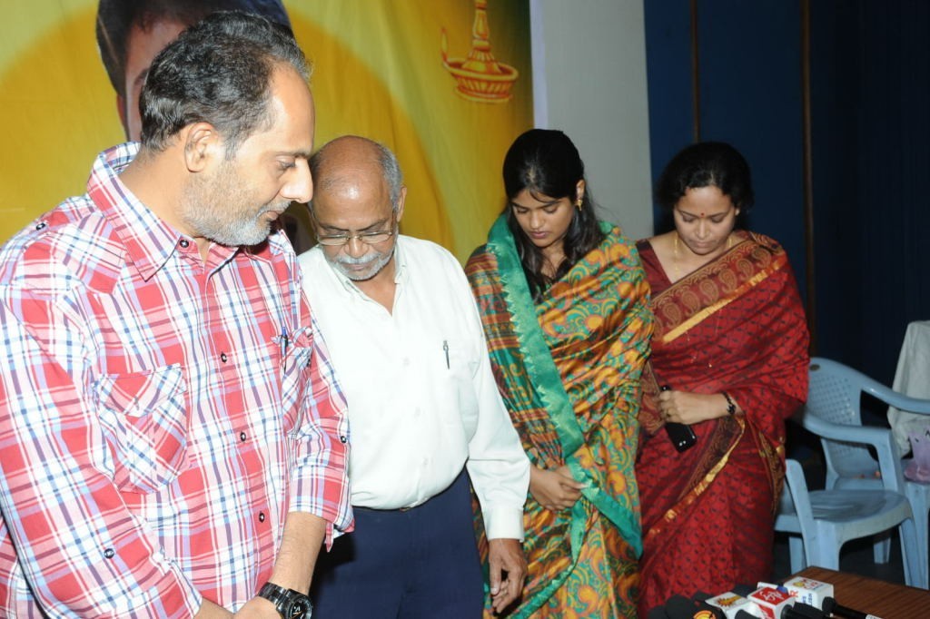 Uday Kiran Condolences Meet - 53 / 66 photos
