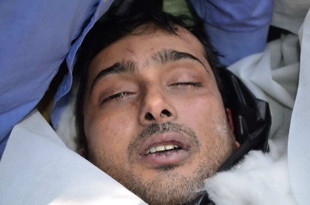 Uday Kiran Dead Body More Photos - 14 / 48 photos
