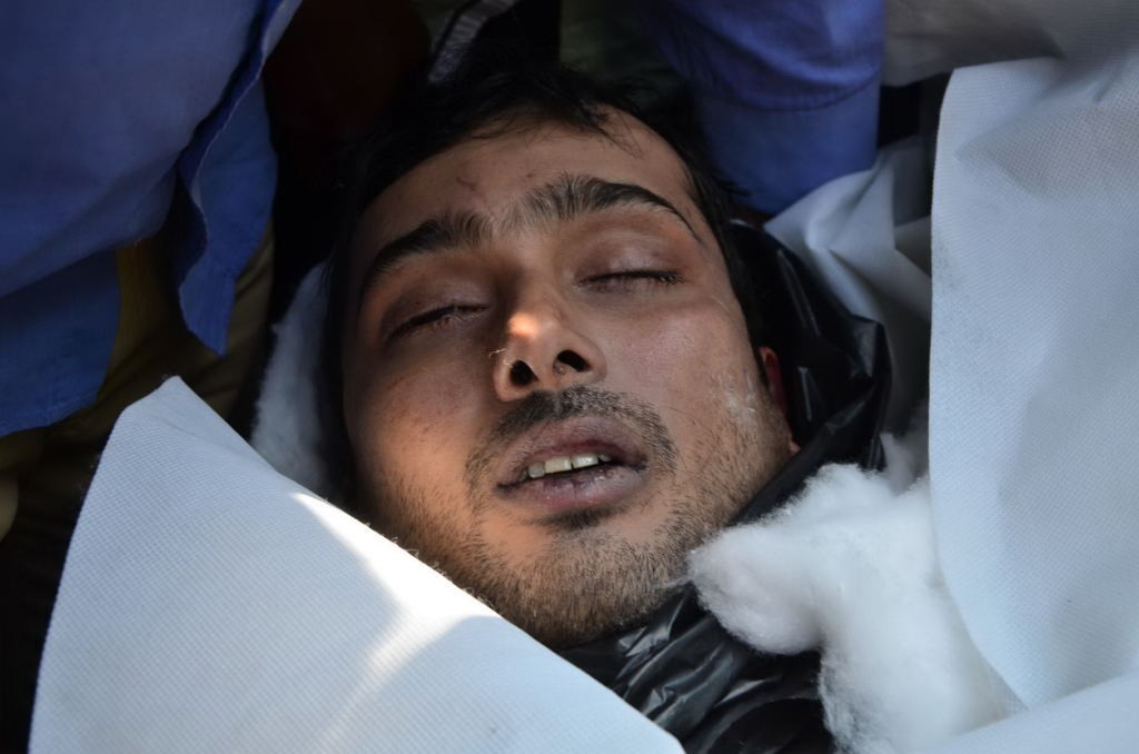 Uday Kiran Dead Body More Photos - 48 / 48 photos