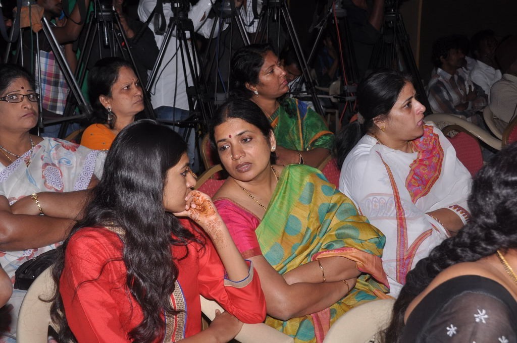 Udaya Kiran Santapa Sabha Photos - 16 / 43 photos