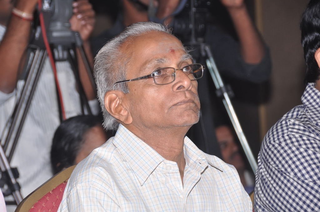 Udaya Kiran Santapa Sabha Photos - 18 / 43 photos