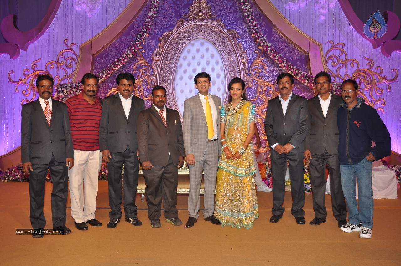 Vaartha MD Girish Sanghi Son Wedding Reception - 92 / 150 photos