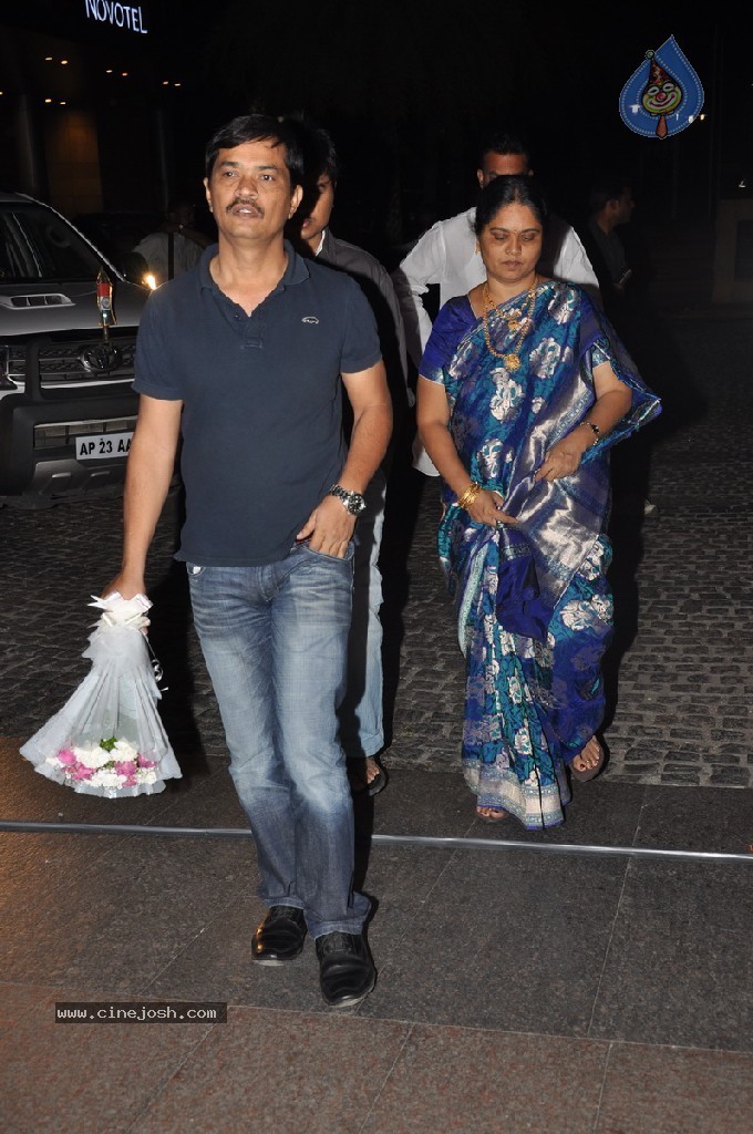 Vaartha MD Girish Sanghi Son Wedding Reception - 99 / 150 photos