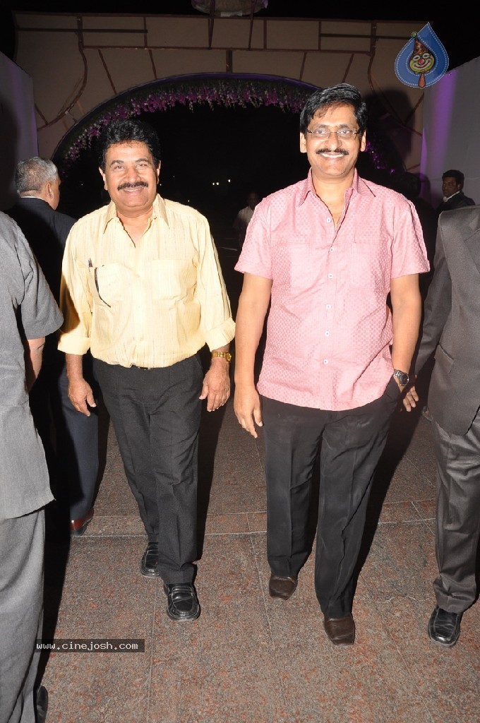 Vaartha MD Girish Sanghi Son Wedding Reception - 113 / 150 photos