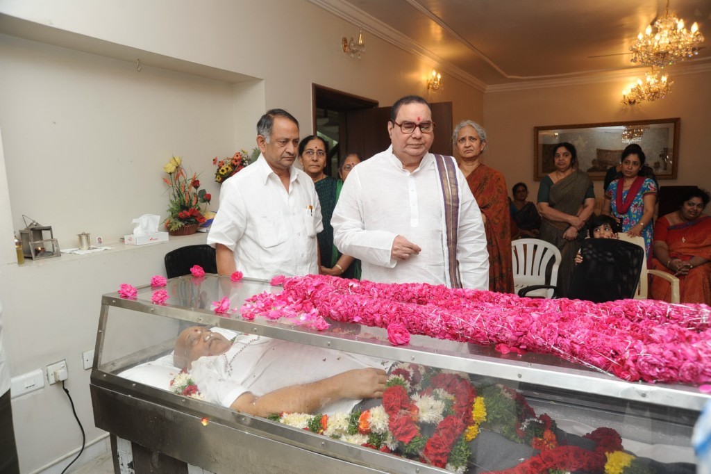 Vadde Ramesh Condolences Photos - 2 / 149 photos