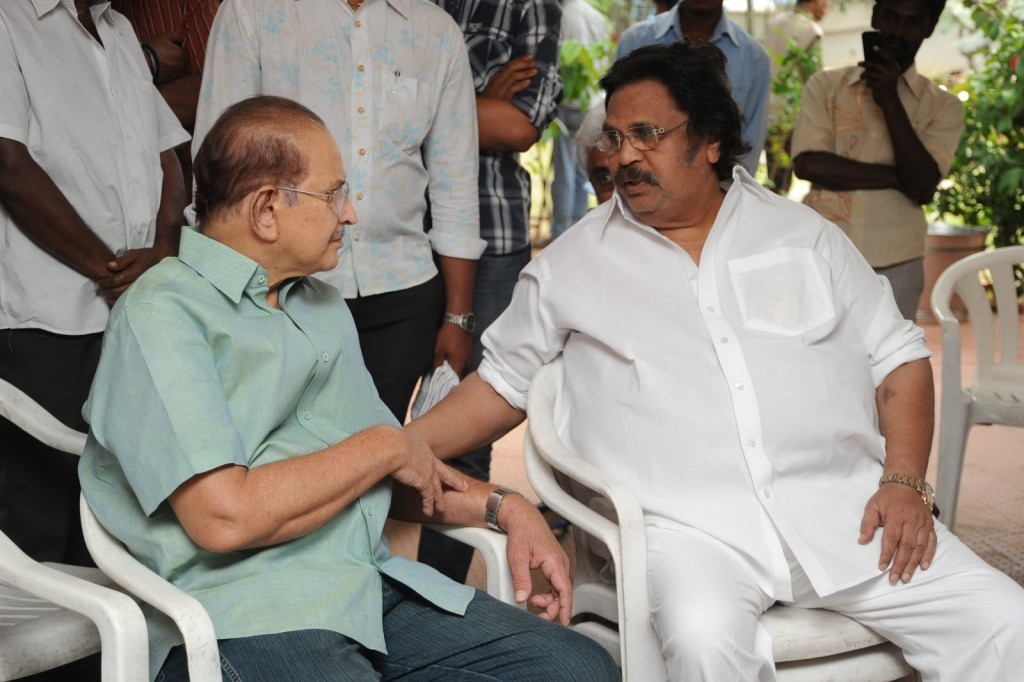 Vadde Ramesh Condolences Photos - 106 / 149 photos