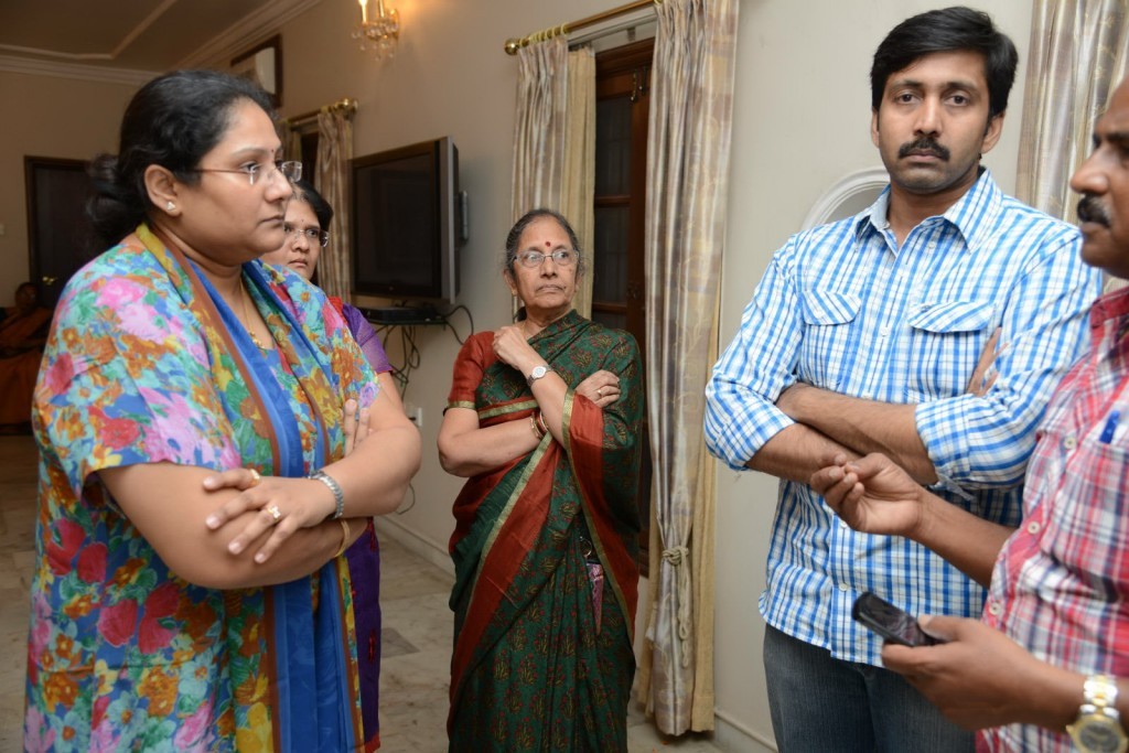 Vadde Ramesh Condolences Photos - 134 / 149 photos