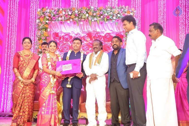 Vagai Chandrasekar Daughter Wedding Reception - 22 / 73 photos