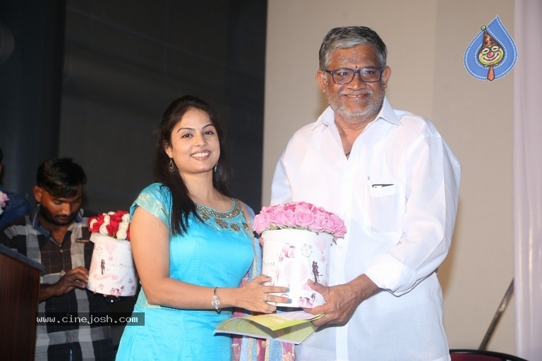 Vannepula Vinnapalu Book Launch - 8 / 10 photos
