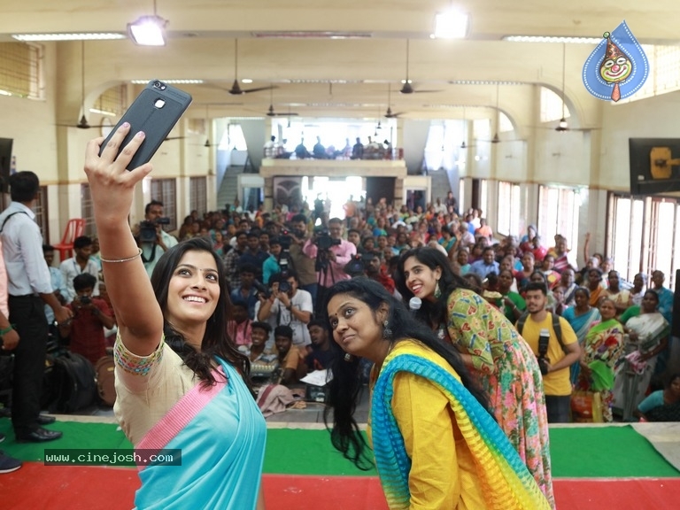 Varalaxmi Sarathkumar At Blood Donation Camp - 14 / 19 photos