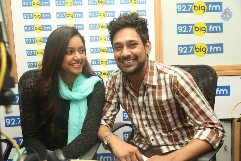 Varun Sandesh and Vithika Sheru at Big FM - 13 / 42 photos