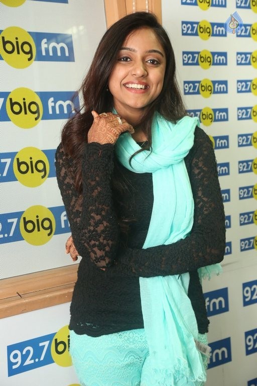 Varun Sandesh and Vithika Sheru at Big FM - 25 / 42 photos